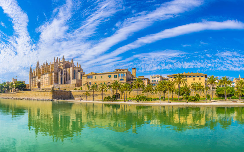  Cathedral and city view, Palma de Mallorca 