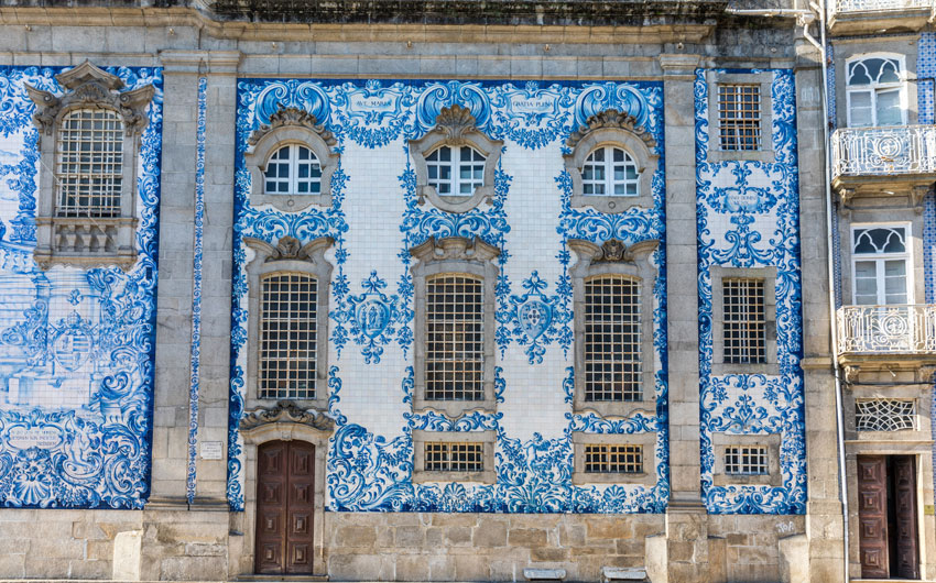 cloisters of Jeronimos Monastery in Lisbon