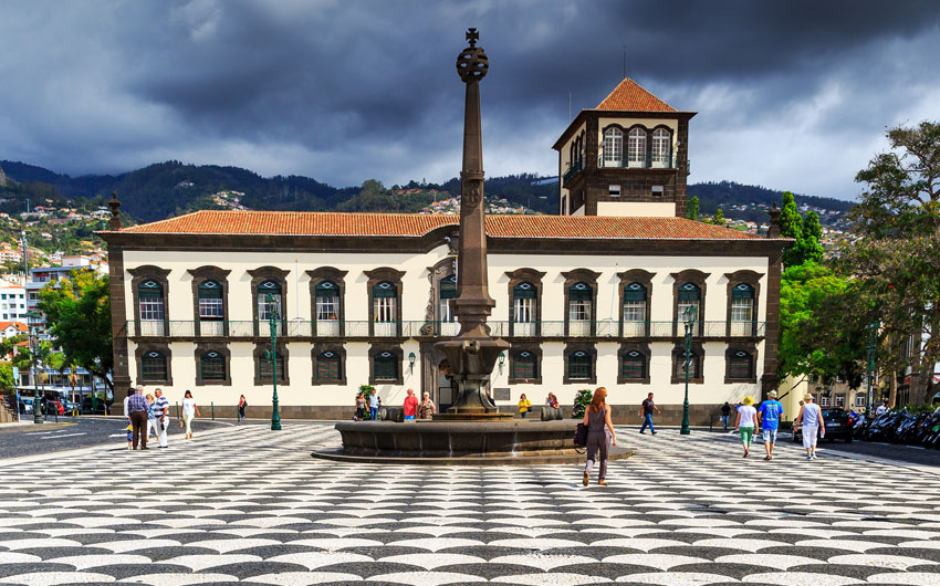 Funchal town square