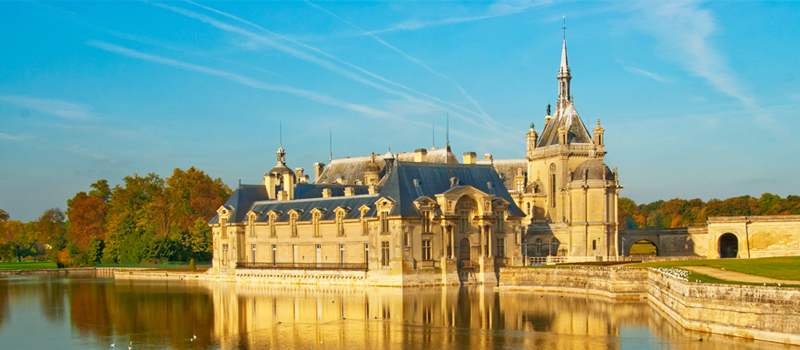 Customized Tour Packages to France Can Save You Lots of Money and Stress