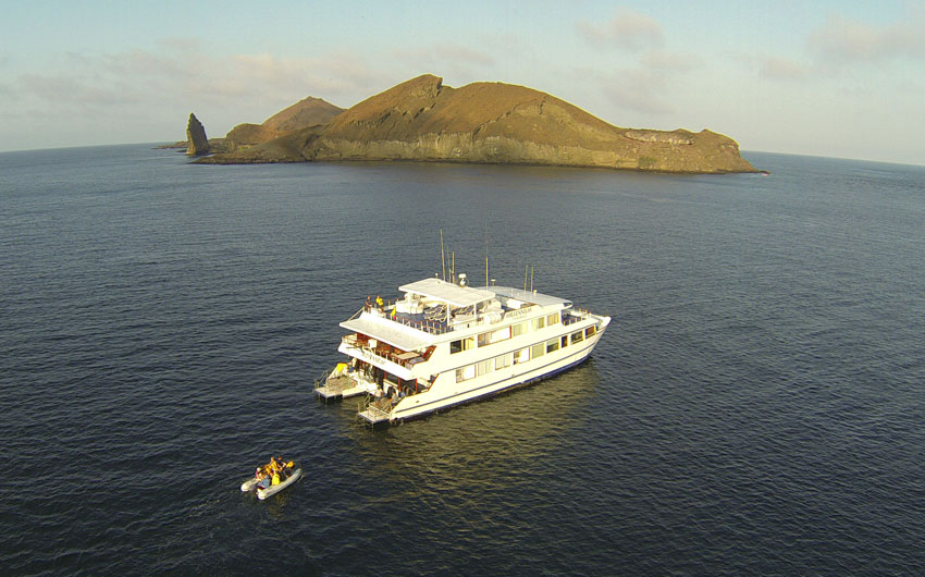 CRUISING THE GALAPAGOS ISLANDS-Millennium Catamaran