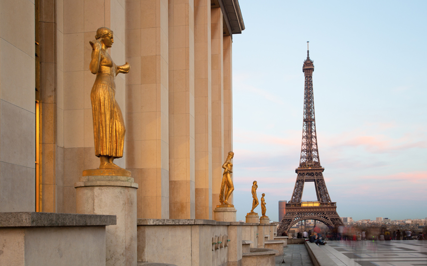 Sculptures on Trocadero with Eiffel Tower view