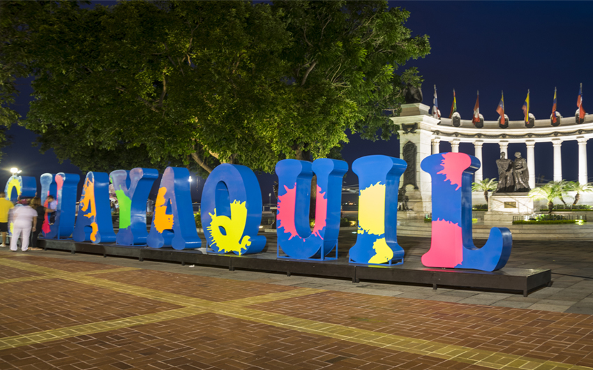 La Rotonda monument in Guayaquil