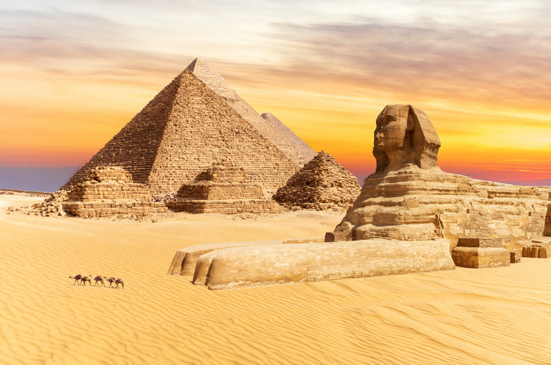 FULL DAY CAIRO PYRAMIDS & GEM MUSEUM WITH LUNCH