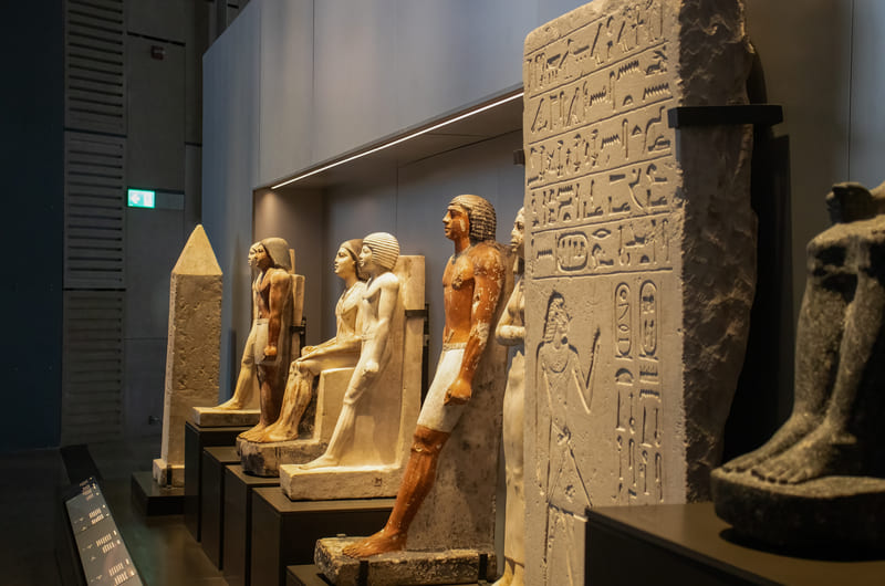 CAIRO – FULL DAY CAIRO PYRAMIDS & GEM MUSEUM WITH LUNCH