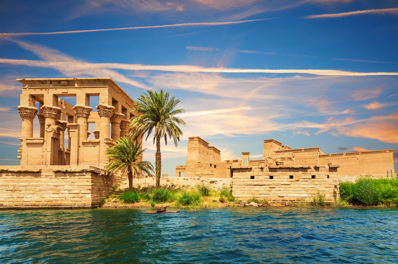 EGYPT LAND OF THE PHARAOHS